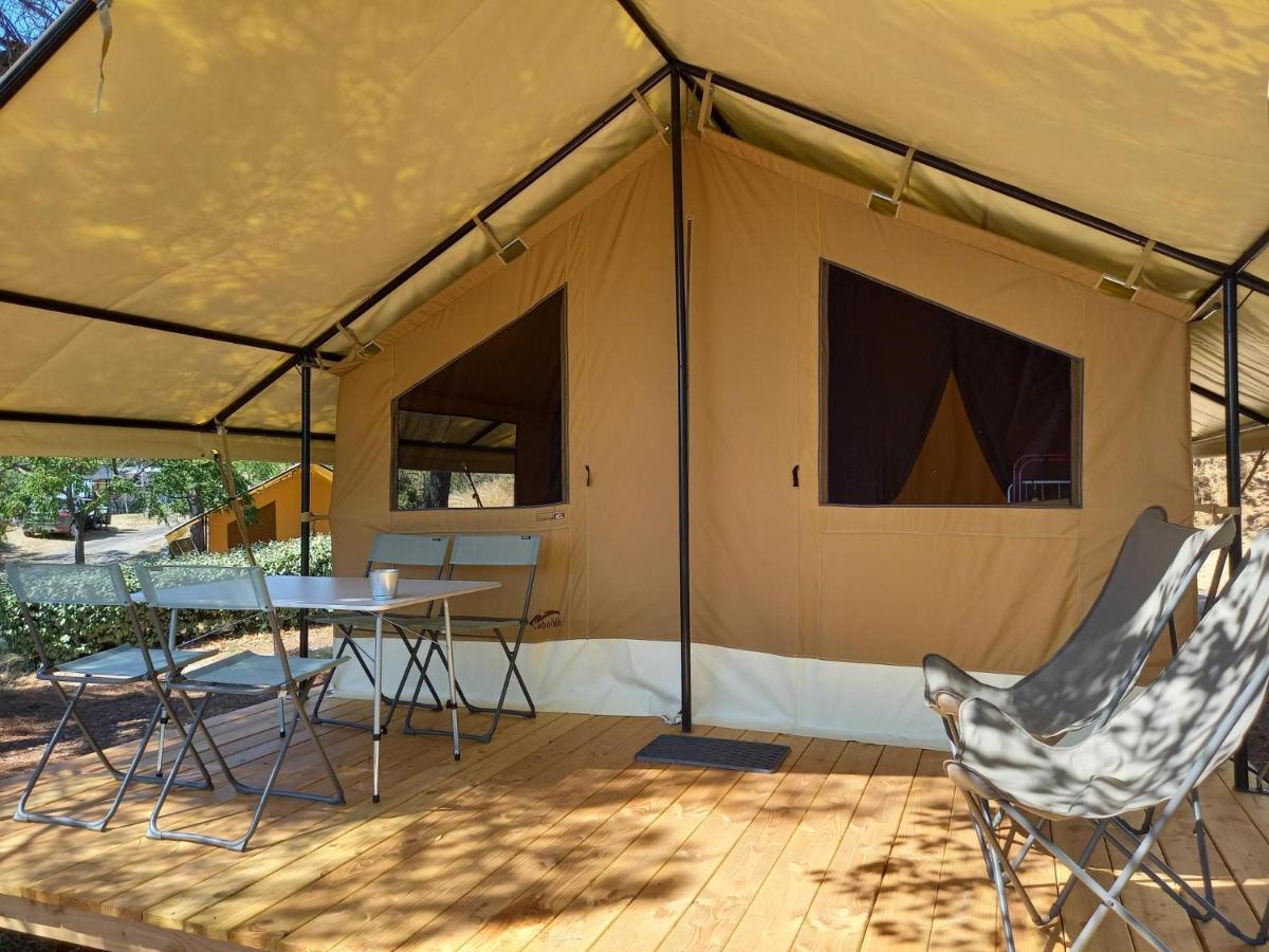 Camping Onlycamp Les Pins Nancay 外观 照片